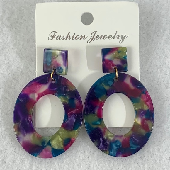 Jewelry - Oval acrylic post earrings